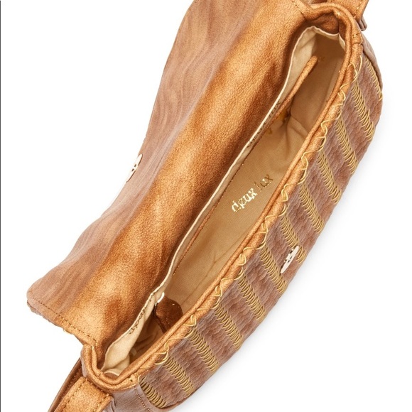 Deux Lux Woven Madison Saddle Bag - Picture 5 of 6